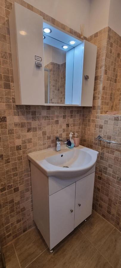 Alt Studio Apartment Bucharest Luaran gambar