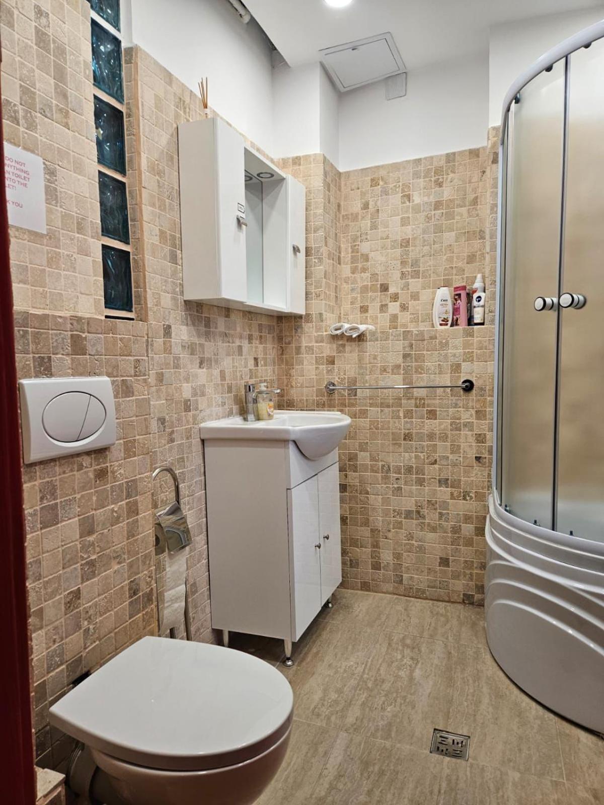 Alt Studio Apartment Bucharest Luaran gambar